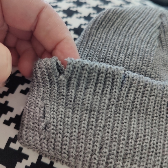 Dolls Kill grey pierced beanie - Picture 4 of 7